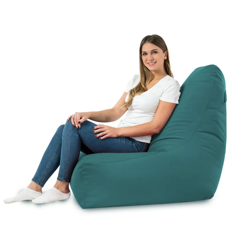 Jak dobrać beżowy fotel pufa sako do siedzenia w ciepłych wnętrzach?