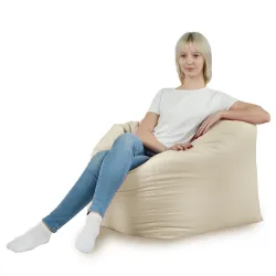 Beżowy fotel pufa sako z pluszu – ponadczasowy komfort i styl