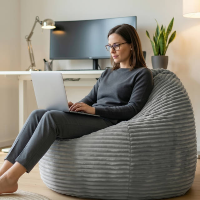 Styl Stripe – pufy i worki sako